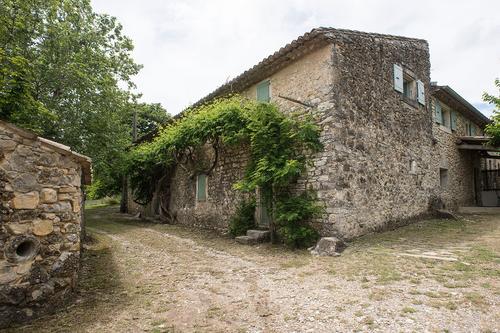 Les Hirondelles à SAINT-REMEZE