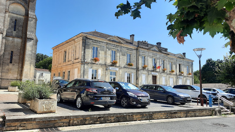 AirePark Aire de Camping-Car Mirambeau à Mirambeau