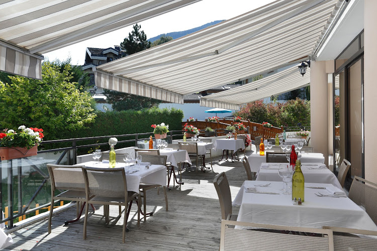 Logis Hôtel Amélie Restaurant les Cerisiers à Brides-les-Bains