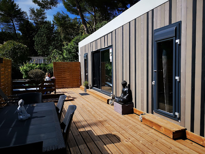 Caravan of the Hills of Malle à Bouc-Bel-Air