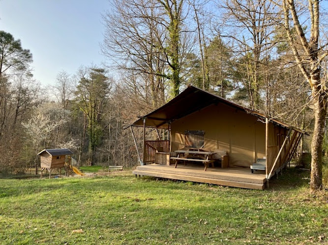 Camping Le Pech Charmant à Les Eyzies