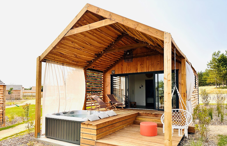Camping Damona Lodges à Vairé