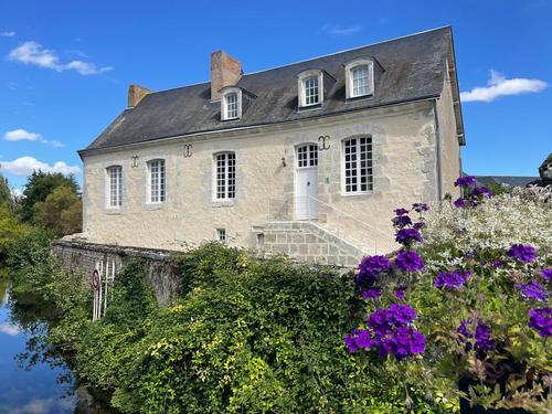 La Maison au bord de l'Aigre à La Ferté-Villeneuil