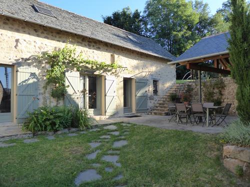 Petit gîte à la campagne à Le Bas-Ségala