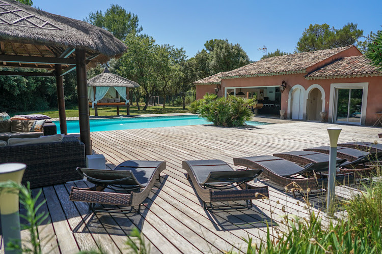 Villa Hangaroa à Saint-Maximin-la-Sainte-Baume