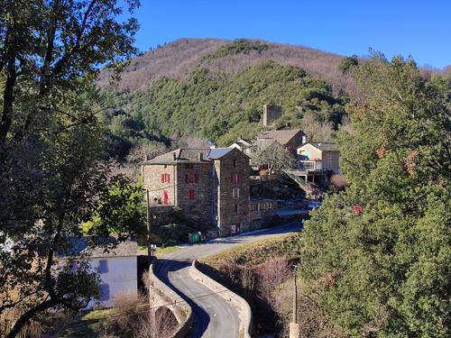 EcoGîte Cévénola 5/6 personnes à MOLEZON