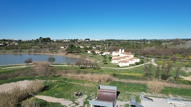 Aire Camping-Car Park à Mèze