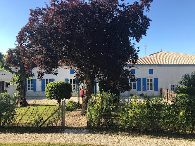 Locations logis du Bourget - Cure à Saint-Simon-de-Bordes