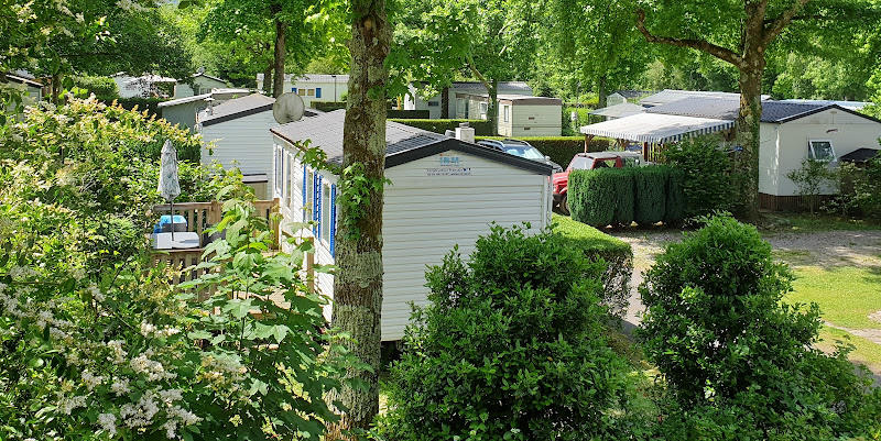Camping L Ayguelade à Bielle