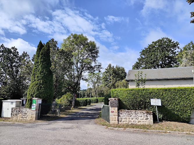 Camping Municipal à Auriac