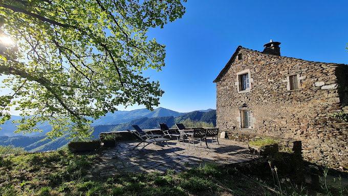 La Magnanerie du Serre à Saint-Hilaire-de-Lavit