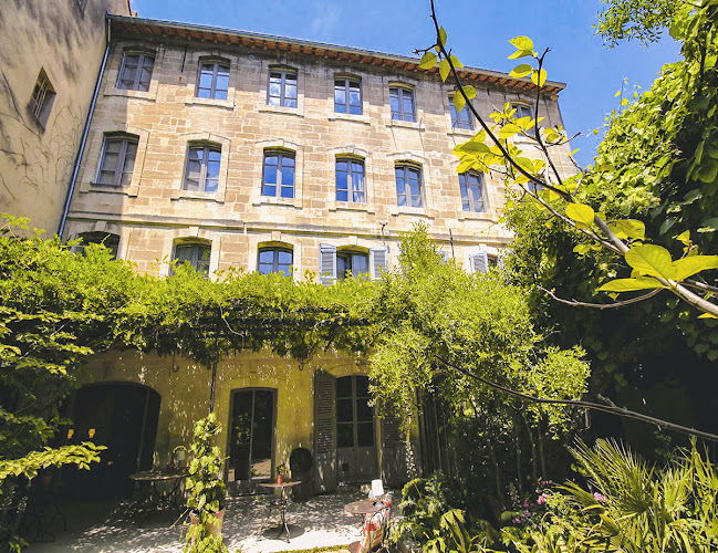 Les Jardins de Baracane chambres d hôtes Avignon à Avignon