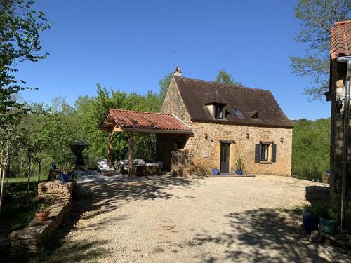 Gîte Les Chevreuils à Saint Germain De Belves