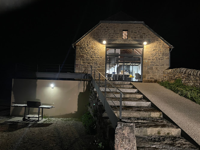 La grange du Canton à Saint-Saturnin-de-Lenne