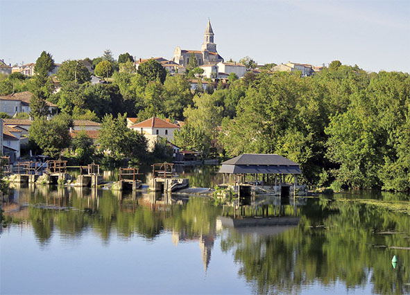Nomade à Mosnac-Saint-Simeux