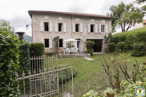 Maison d'Isabé à Arguenos