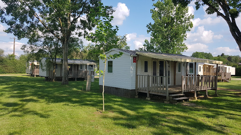 Camping Couleurs du Monde à Faverolles-sur-Cher