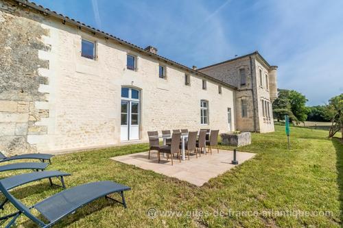 Manoir du Domaine des Augers à AVY