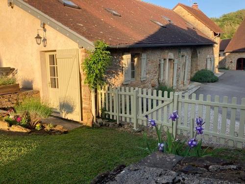 Le retour à la terre à Toulouse Le Chateau