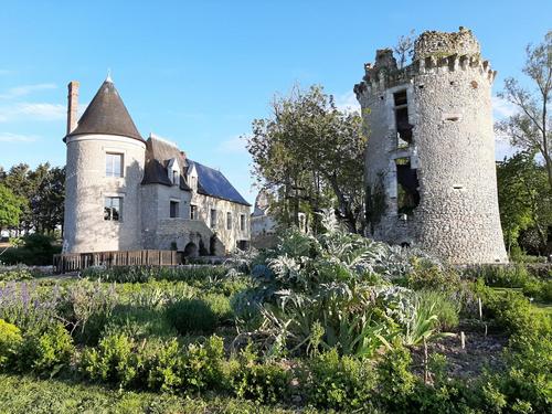 Château de Fontenay à Tauxigny
