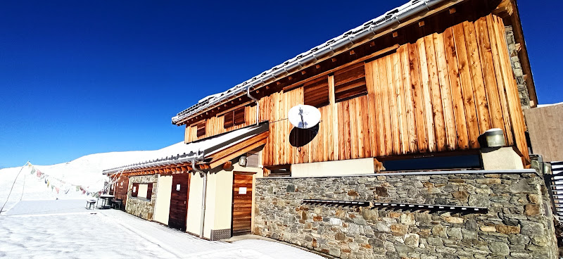 Refuge Du Nant Du Beurre à La Léchère