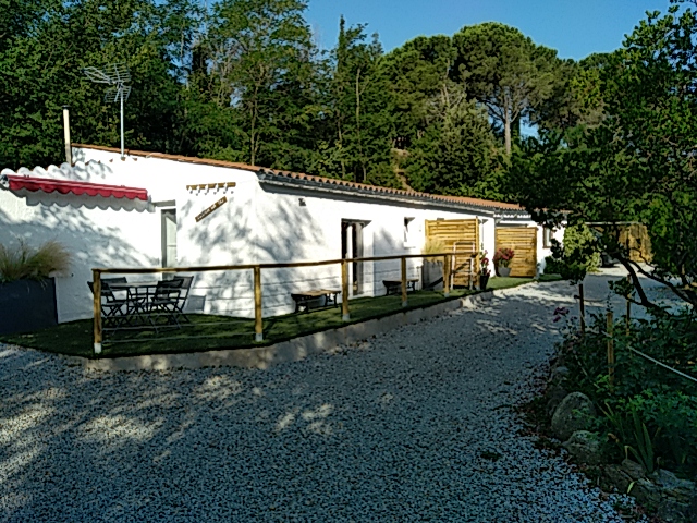 Les Gîtes de L Ombrée à Oms