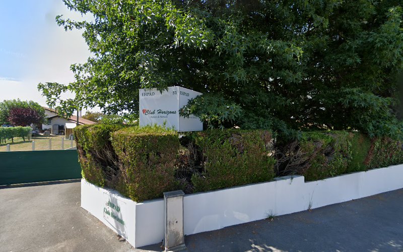 Sarl hôtel club horizons