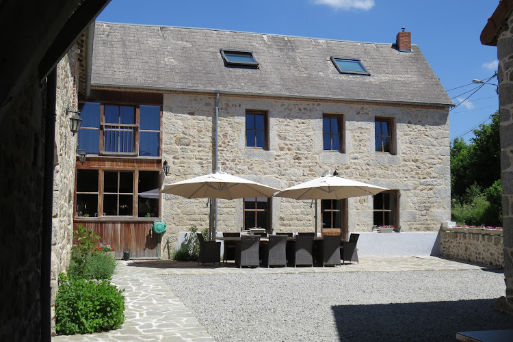 Gîte de groupe L élémentaire à Charensat