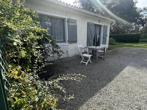La Petite Salle 2 à SAUBUSSE