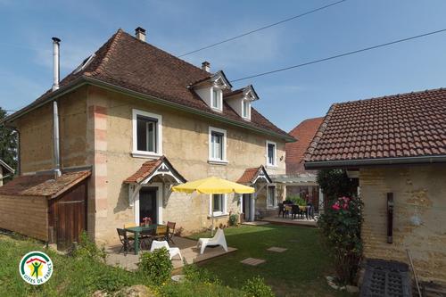 Le Vieux Chardon à Velanne