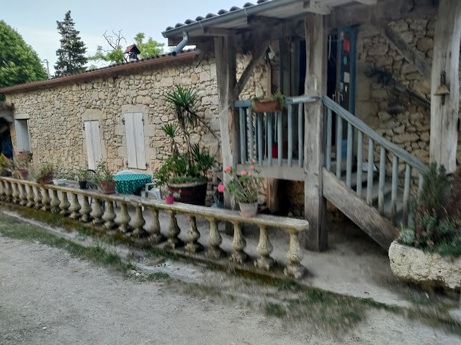 Gite Accueil a la Ferme de Tollet à Larressingle