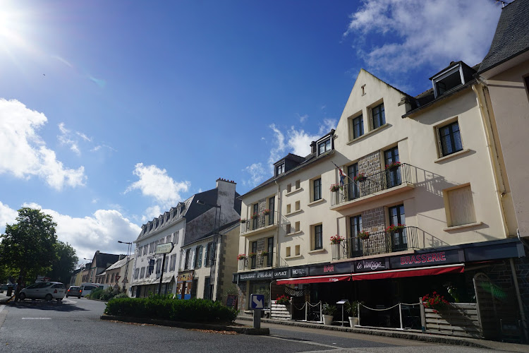 Le Relais de la Place & Le Vintage à Le Faou