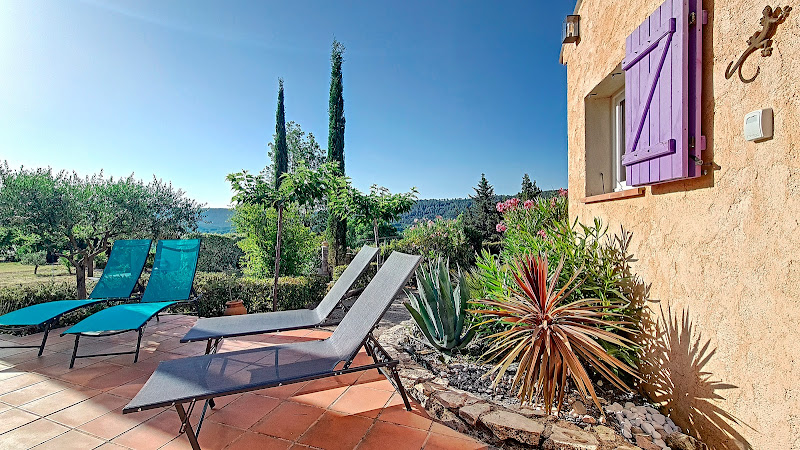Aux trois Cyprès Salernes en Provence à Salernes