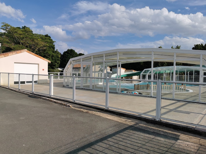 Camping Futuristic à Saint-Georges-lès-Baillargeaux