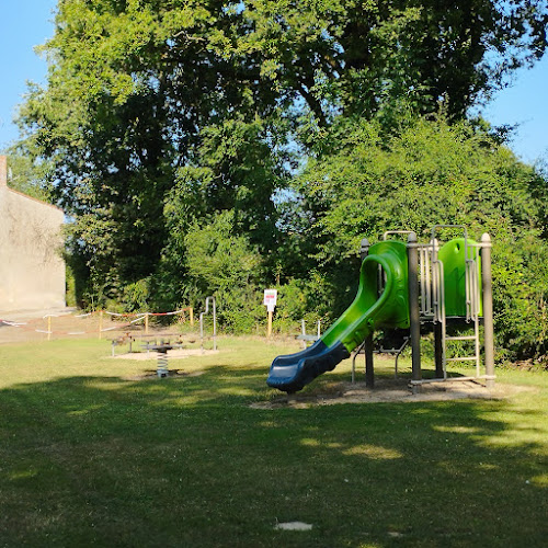 Camping les Sorinières à Nieul-le-Dolent
