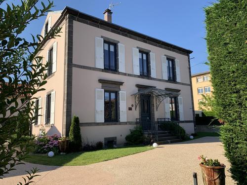 L'Enclos de Ribains à AUBIERE