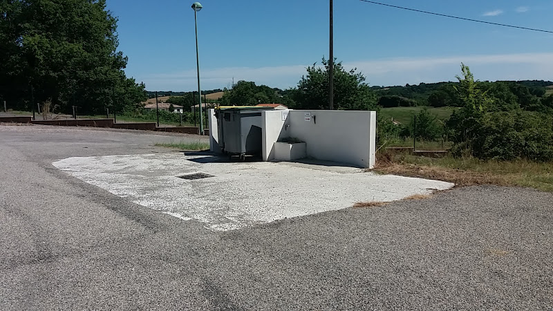 Aire Camping-car à Monclar-de-Quercy