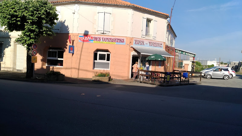 Bar des Voyageurs à Luçon