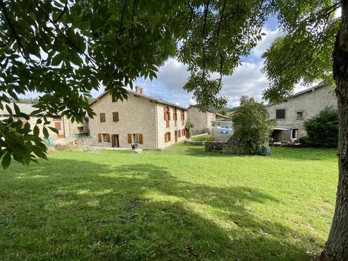 La petite grange de Bamby à Camurac