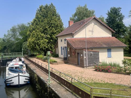 La Maison Eclusière à Genelard