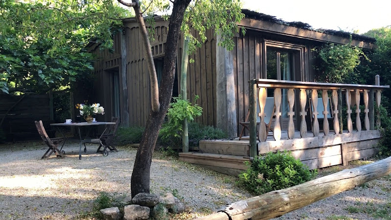 Cabane de la Lèque à Saint-Étienne-du-Grès