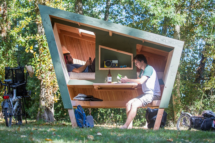 Camping des Deux Moulins à Bourg-des-Comptes