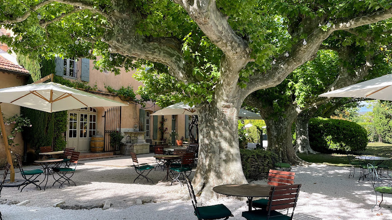 Mas des Grès & Sous Les Platanes à Lagnes