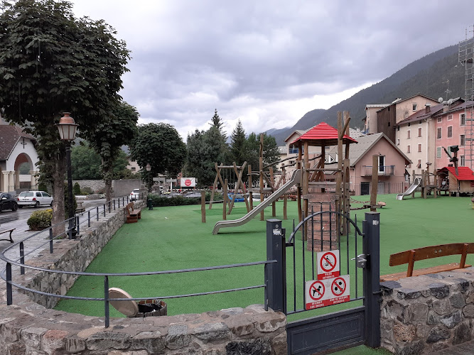 Camping du plan d eau à Saint-Étienne-de-Tinée