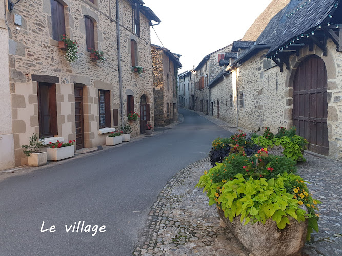 Le Gîte Du Chemin Rouge à Flagnac