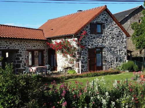 L'Ostal de la Loisa à Ayrens