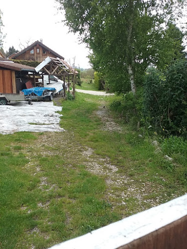 Camping Des Noisetiers à Bilieu