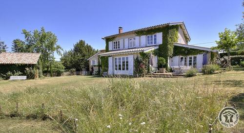 Boistrolles, La Grande Maison Sur à Val d'Oingt