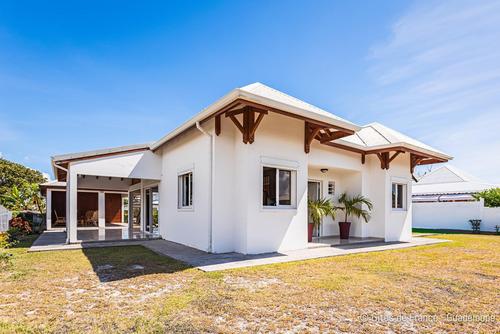 Villa de Lynko à Le Moule
