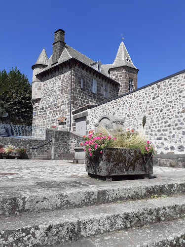 Maison du Chevalier des Huttes à Vic-sur-Cère